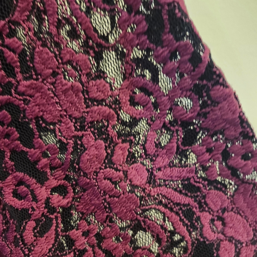Jessica Simpson Lined Lace Midi Dress - Picture 5 of 6